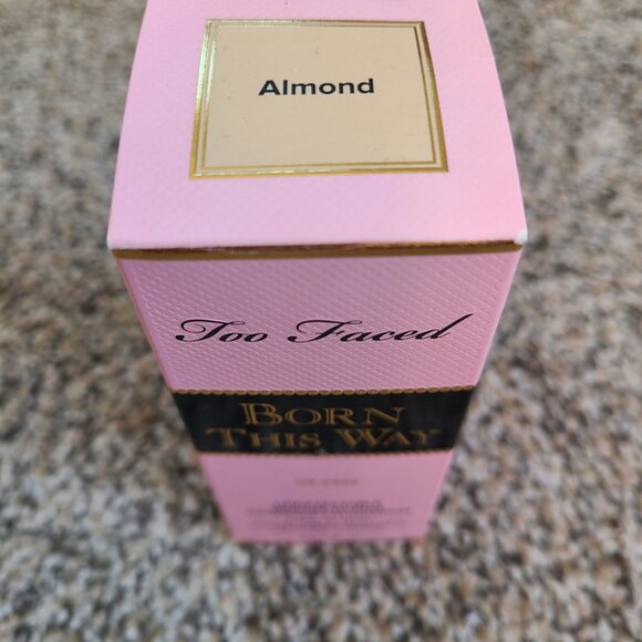 Too Faced: Born This Way Foundation: Almond - Picture 3 of 12